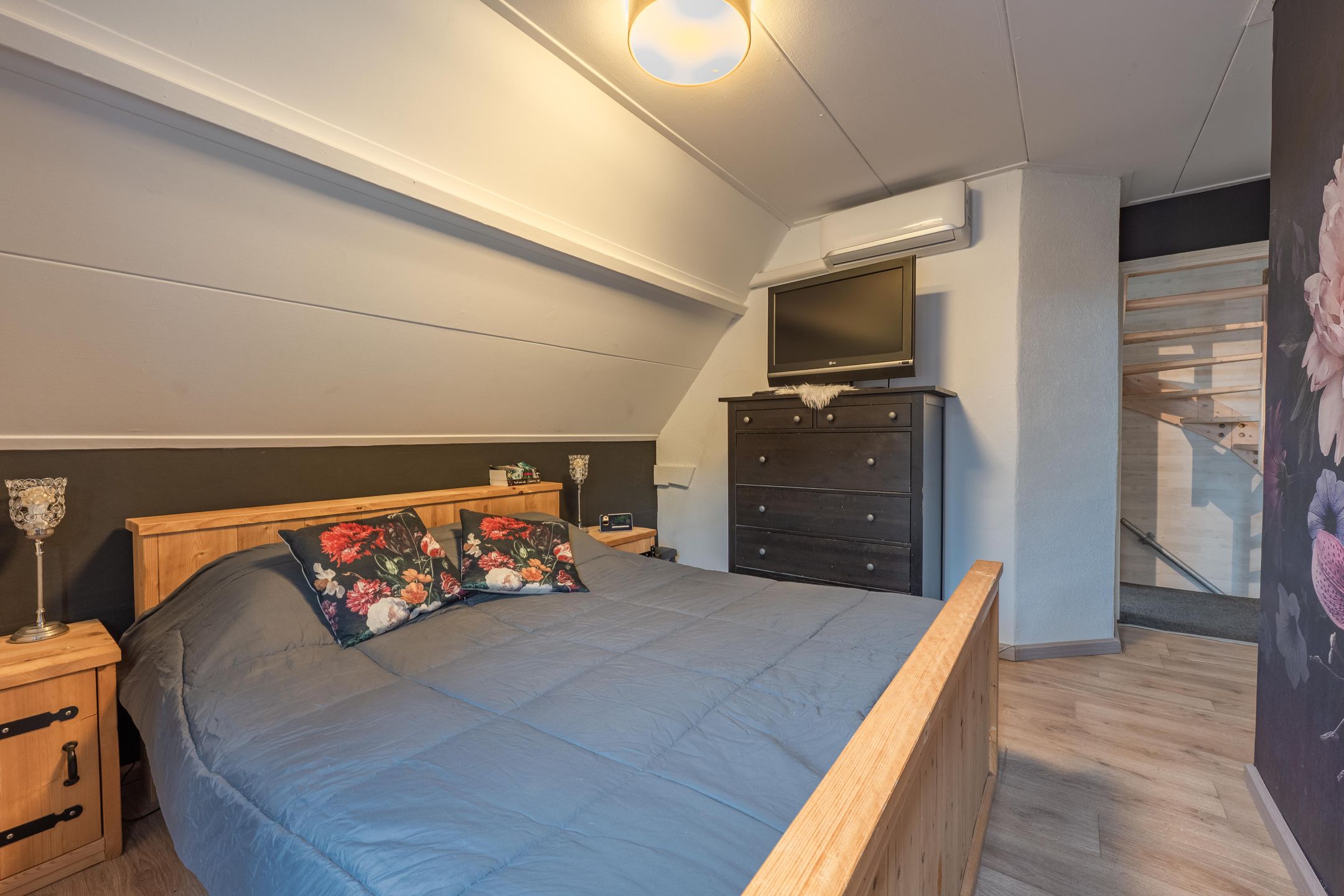 Foto 45 van Julianalaan 4