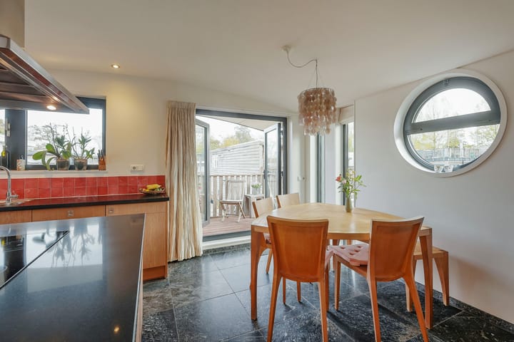 Foto 18 van IJsbaanpad 68-C