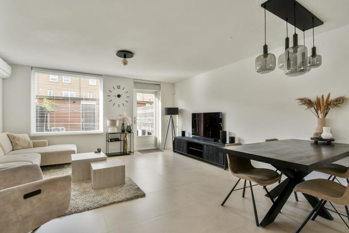 Foto 11 van Marguerite Durasstraat 104