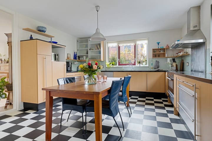 Photo 11 of Anna Blamanstraat 60