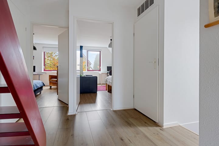 Photo 23 of Anna Blamanstraat 60