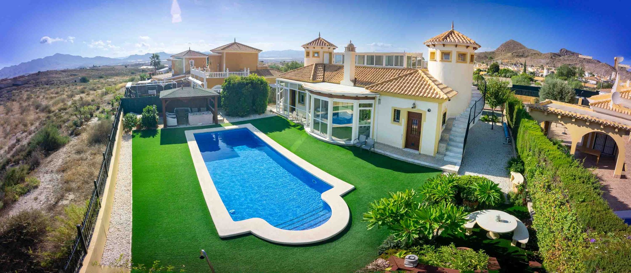 Foto 3 van Calle Curruca 33-15