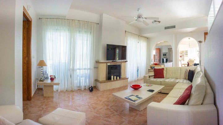 Foto 22 van Calle Curruca 33-15