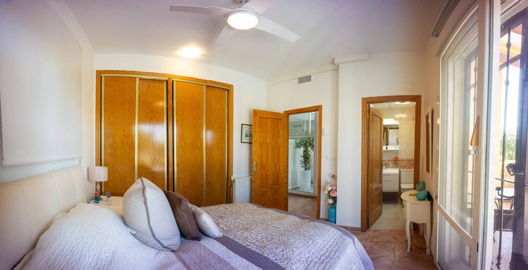 Foto 26 van Calle Curruca 33-15