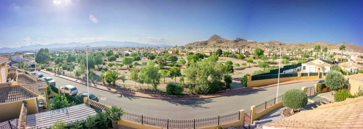 Foto 31 van Calle Curruca 33-15