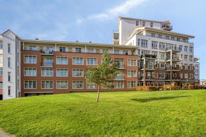 Foto 25 van De Klok 322