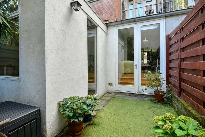 Photo 7 of Marcusstraat 3-H