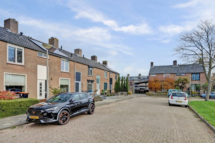 Foto 34 van Van Hogendorpweg 164