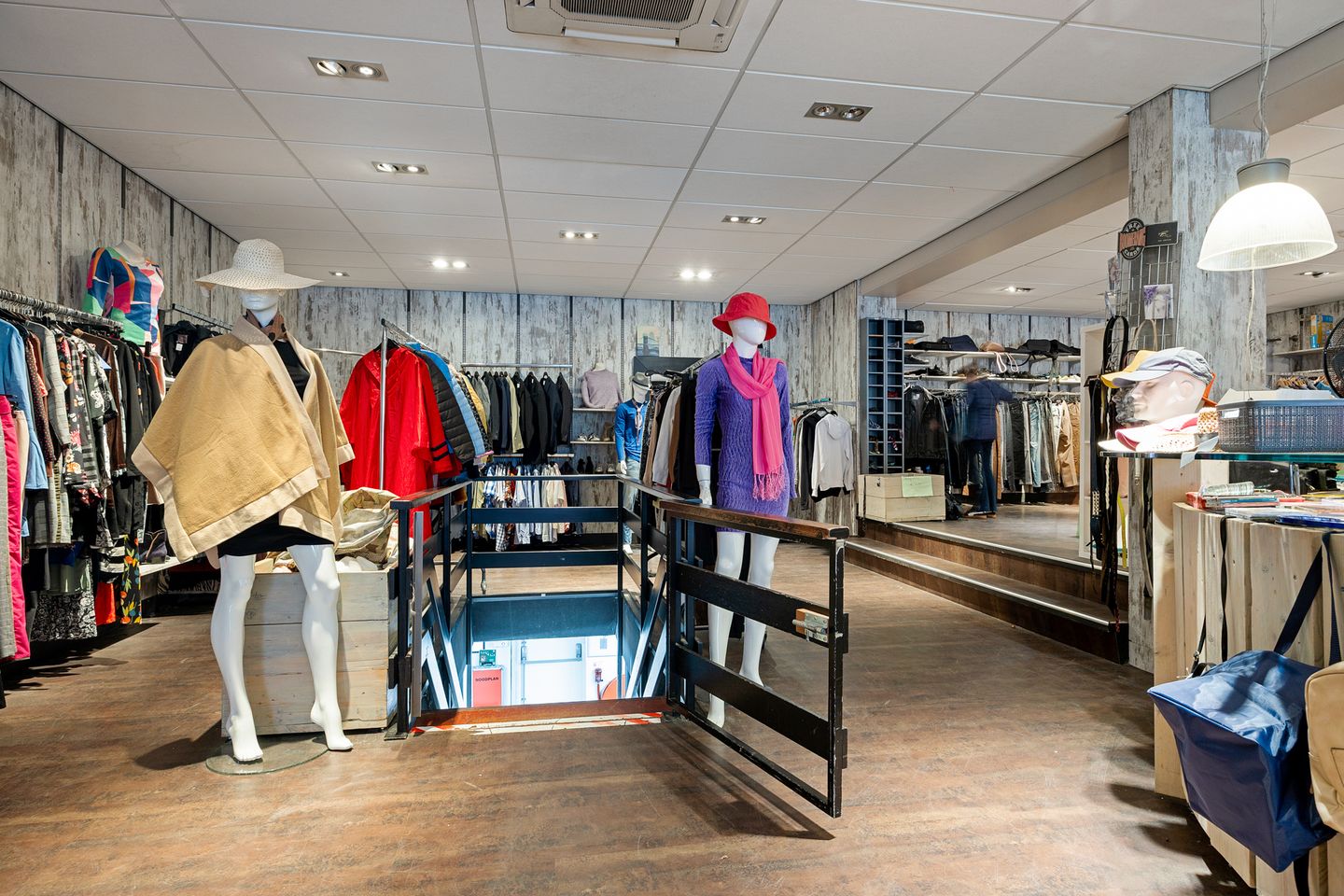 Bekijk foto 5 van Middenweg 14-16