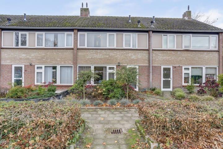 Photo 2 of Saturnus 4