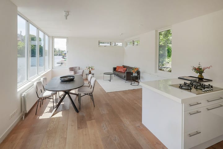 Photo 14 of Zeeburgerpad 168