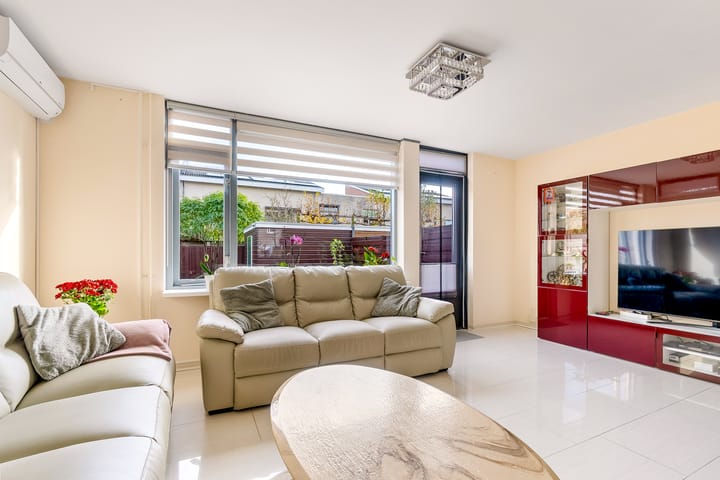 Foto 13 van Pasolinistraat 57