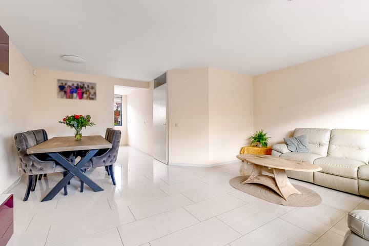 Foto 14 van Pasolinistraat 57