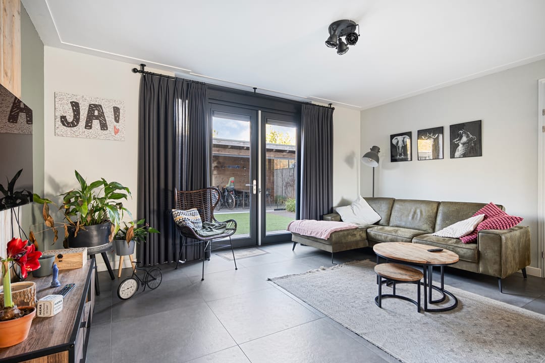 Photo 8 of Akkernoot 37