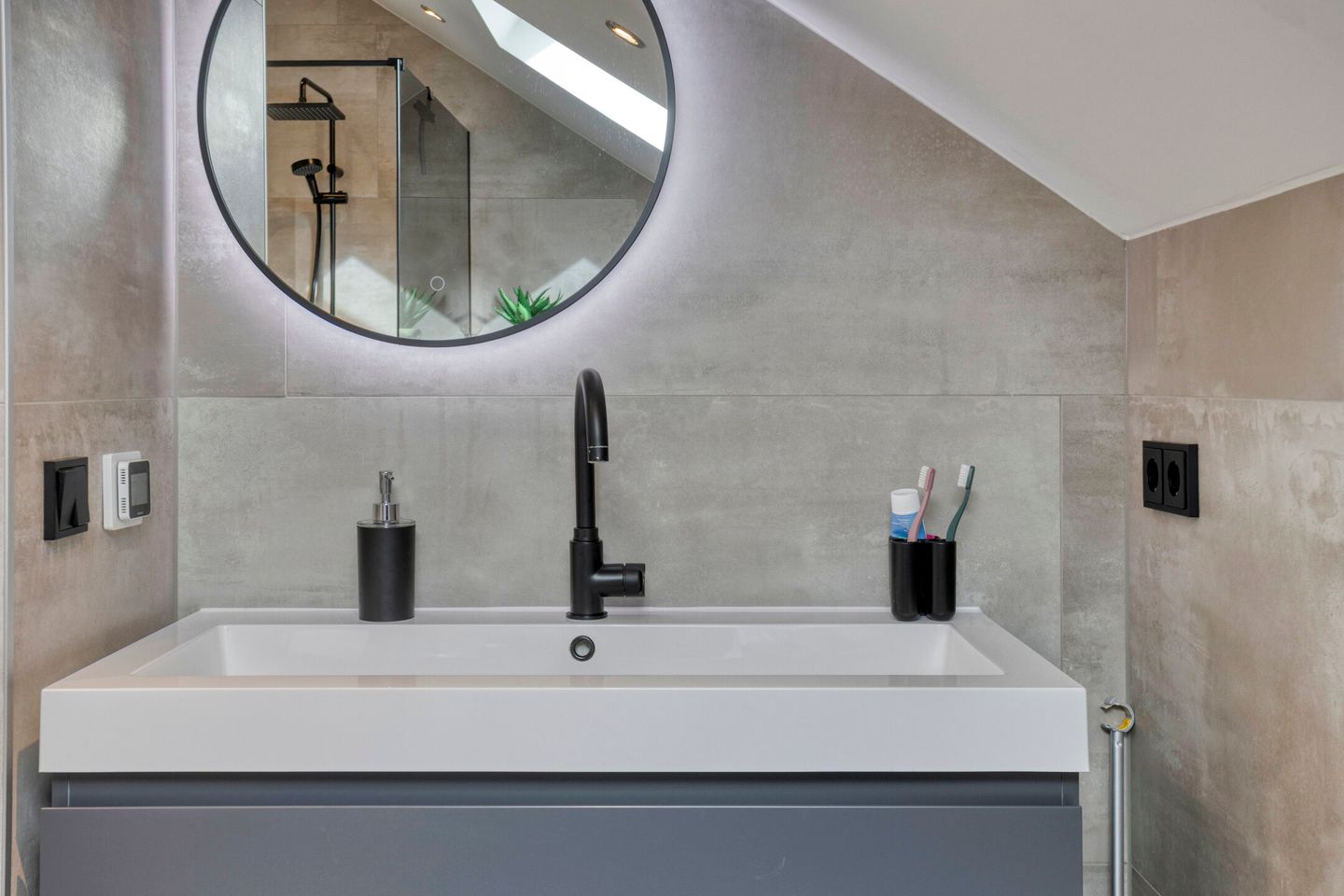 Photo 40 of Kasteel Rijckholtplein 4