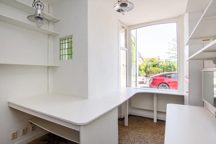 Foto 13 van Van Marumstraat 18-ZW