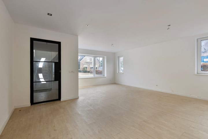 Photo 2 of Meester Prinsenstraat 9