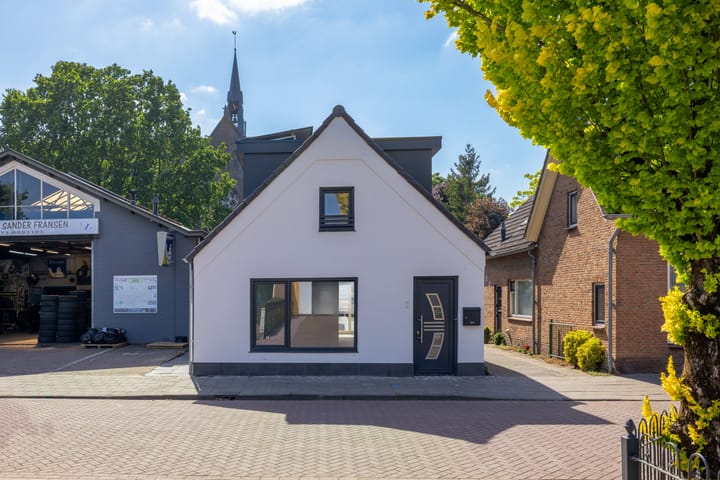 Photo 38 of Meester Prinsenstraat 9