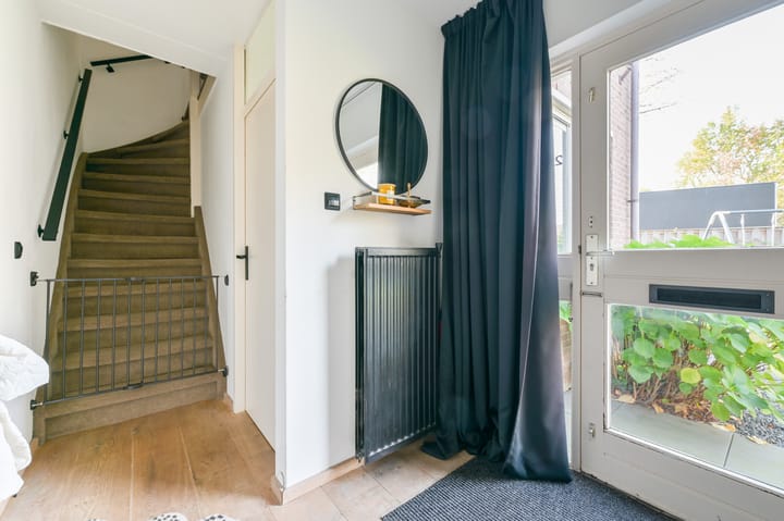 Photo 16 of Koraal 28