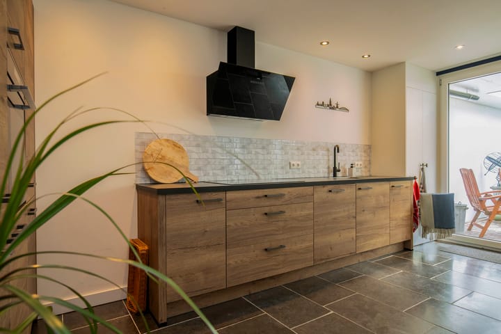 Photo 16 of Rosmolenstraat 27-A