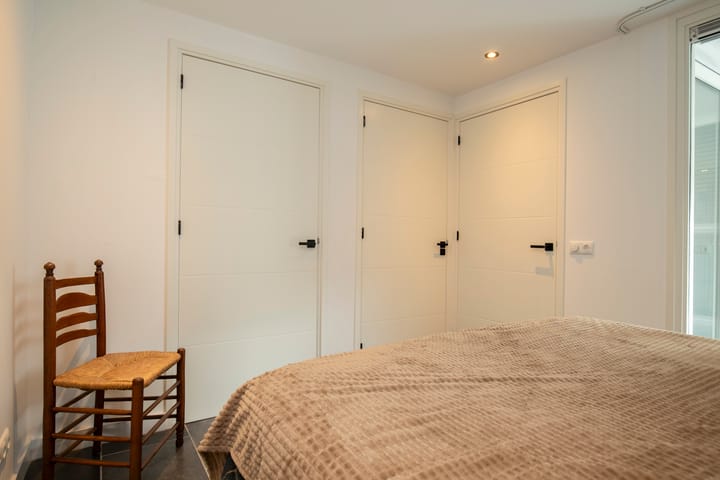 Photo 24 of Rosmolenstraat 27-A