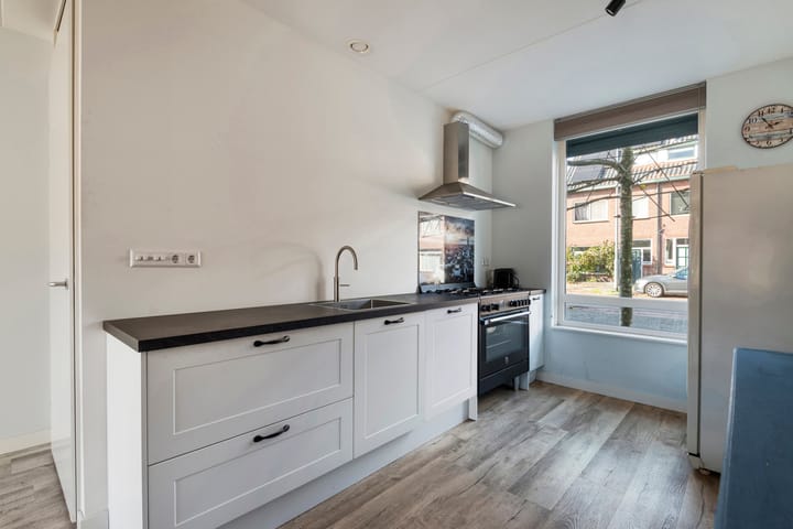 Photo 3 of Heuvelstraat 37