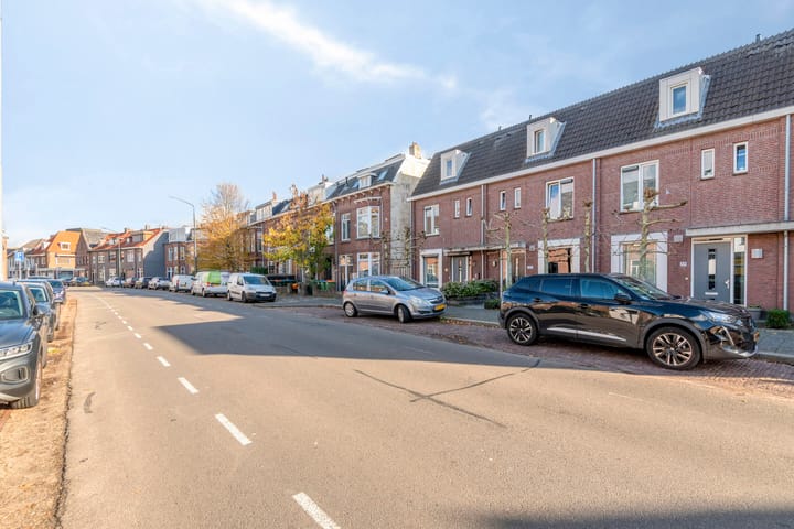 Photo 33 of Heuvelstraat 37