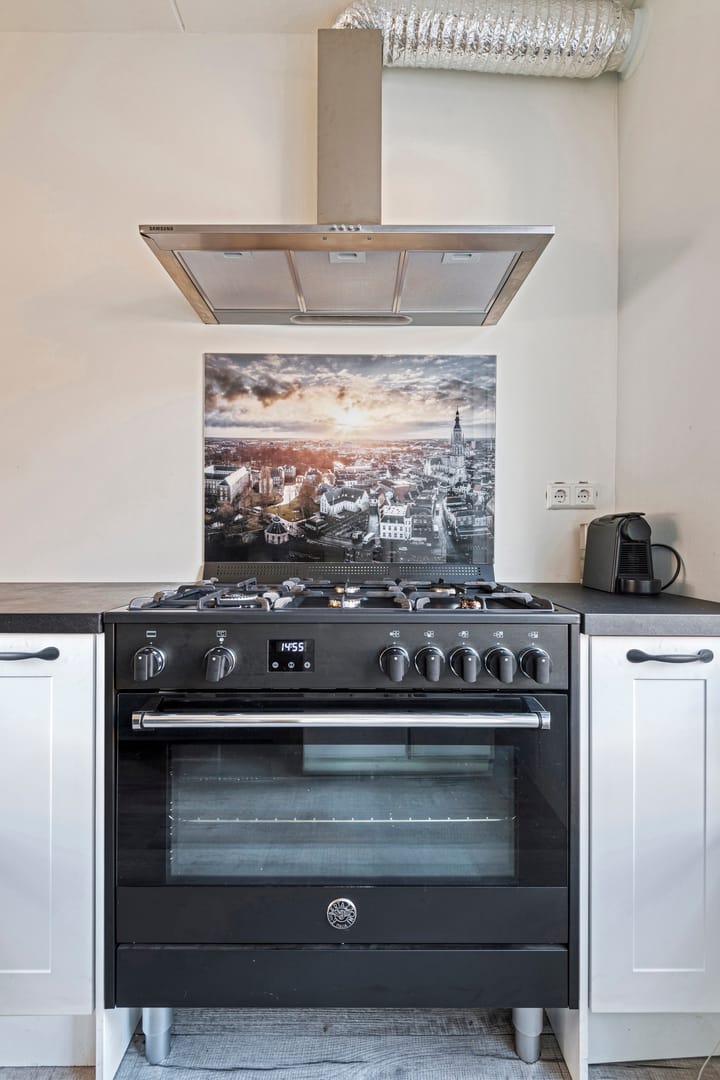 Photo 42 of Heuvelstraat 37