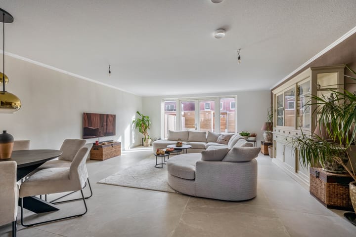 Photo 8 of Stokroos 58