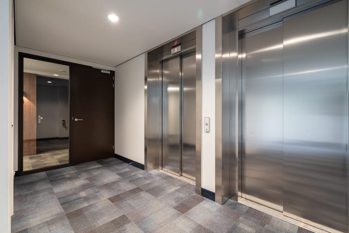 Foto 8 van Perzikweg 8