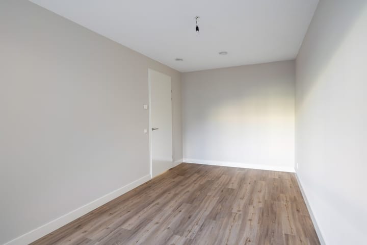 Foto 27 van Perzikweg 8