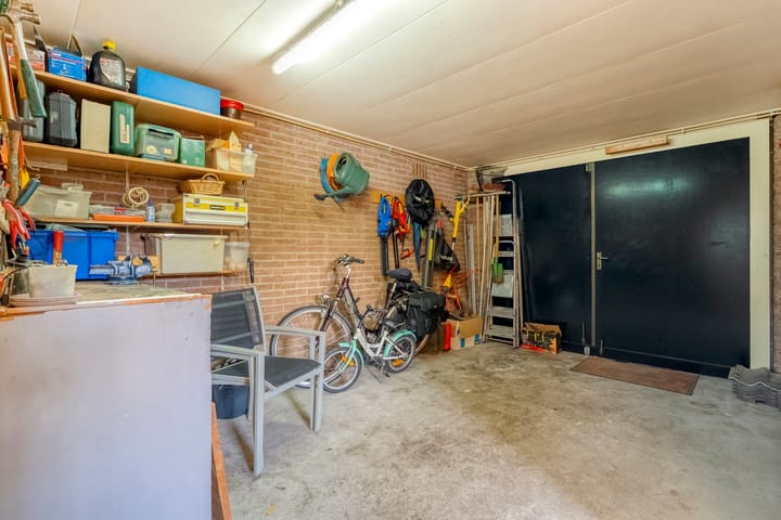 Photo 33 of De Ronge 31