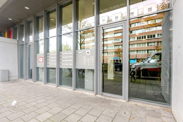 Photo 4 of Pieter Calandlaan 867