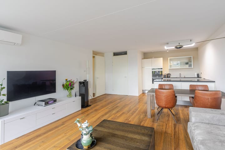 Photo 9 of Pieter Calandlaan 867