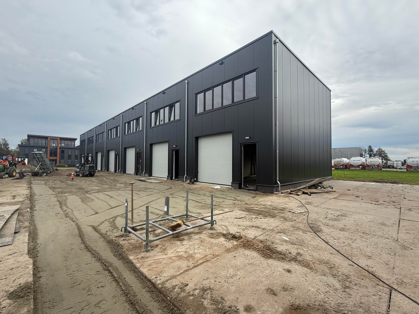 View photo 1 of Transportweg 4-E