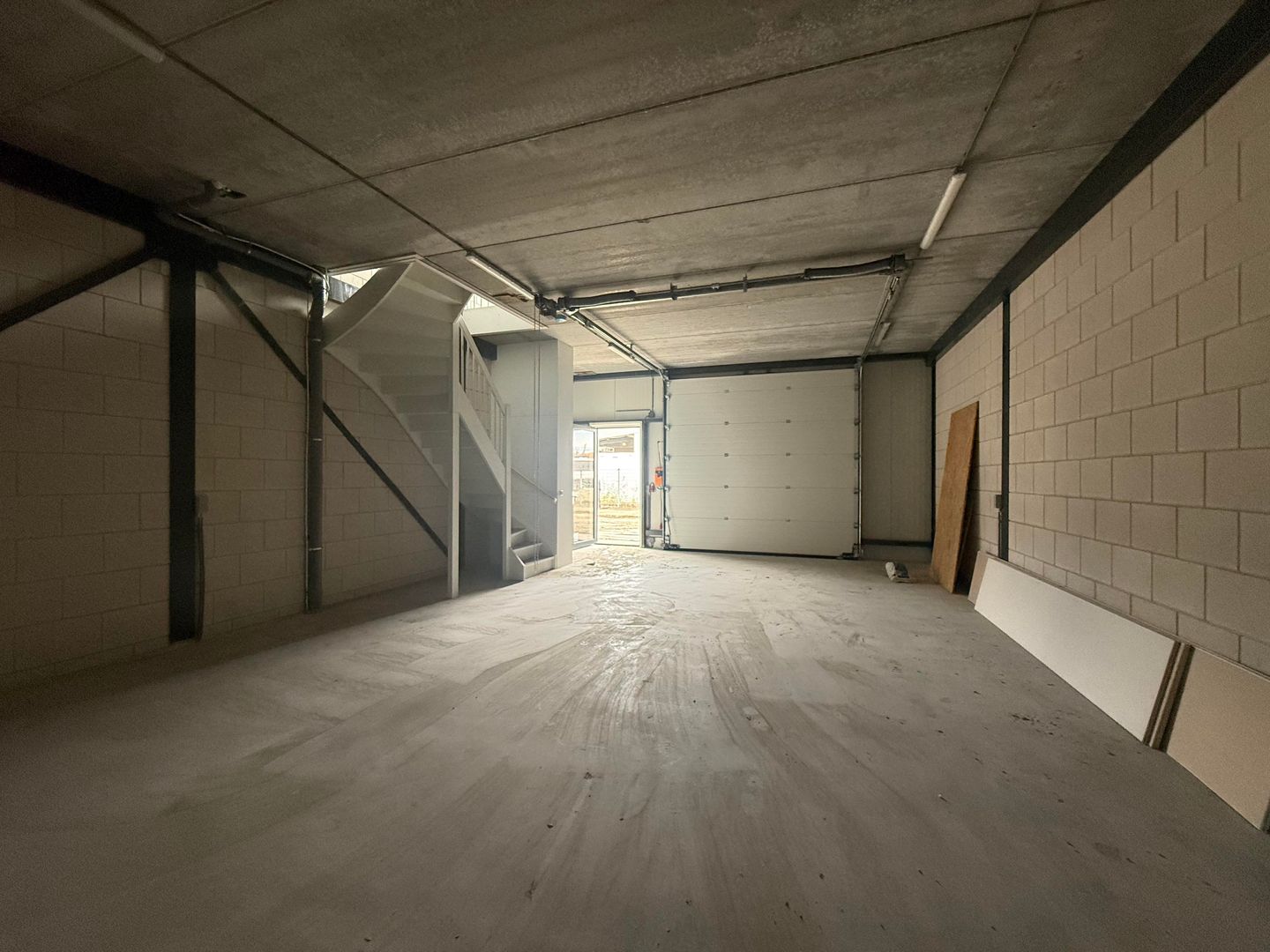 View photo 4 of Transportweg 4-E