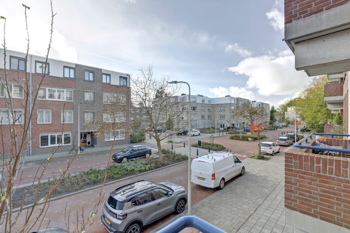 Foto 14 van Gerrit van der Veenlaan 193