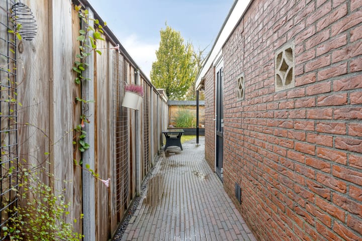 Foto 25 van Eikstraat 4