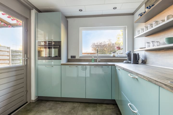 Photo 17 of Merelstraat 10