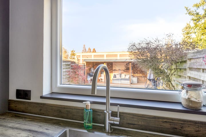 Photo 18 of Merelstraat 10