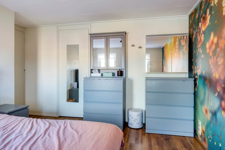 Photo 21 of Merelstraat 10