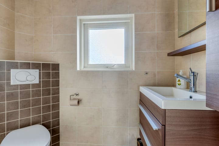 Photo 22 of Merelstraat 10