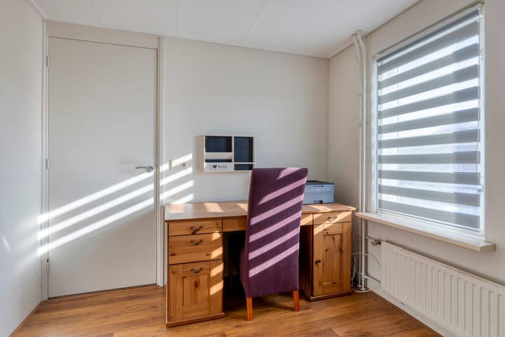 Photo 27 of Merelstraat 10