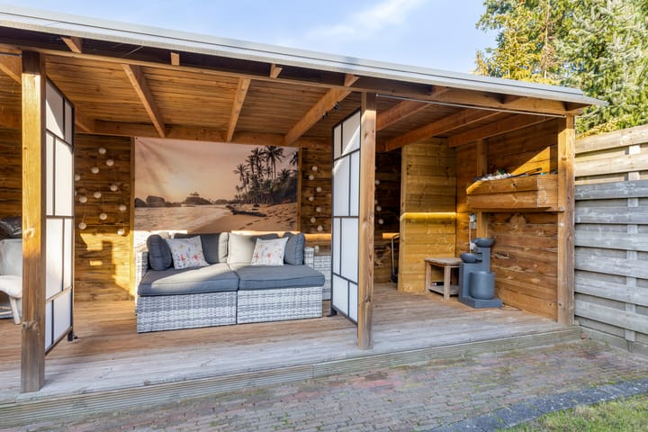 Photo 33 of Merelstraat 10