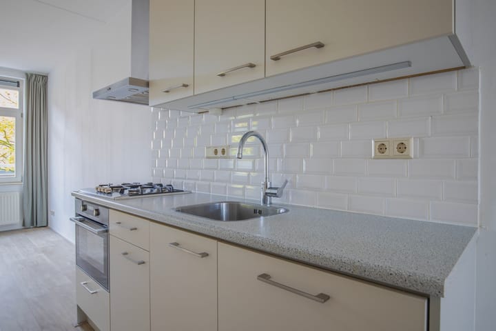 Foto 10 van Singelstraat 142-1