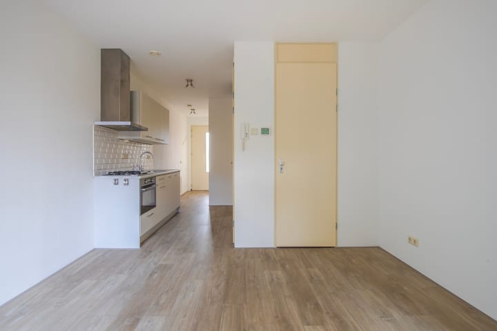 Foto 12 van Singelstraat 142-1