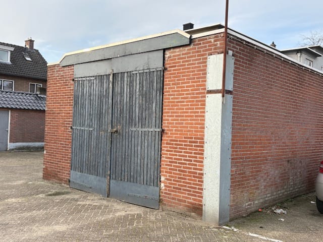 View photo 2 of Floreffestraat 7