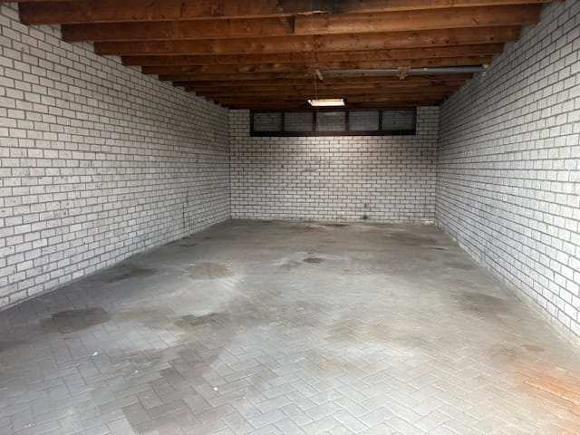 View photo 4 of Floreffestraat 7