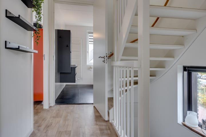 Foto 11 van Oranjestraat 24-C