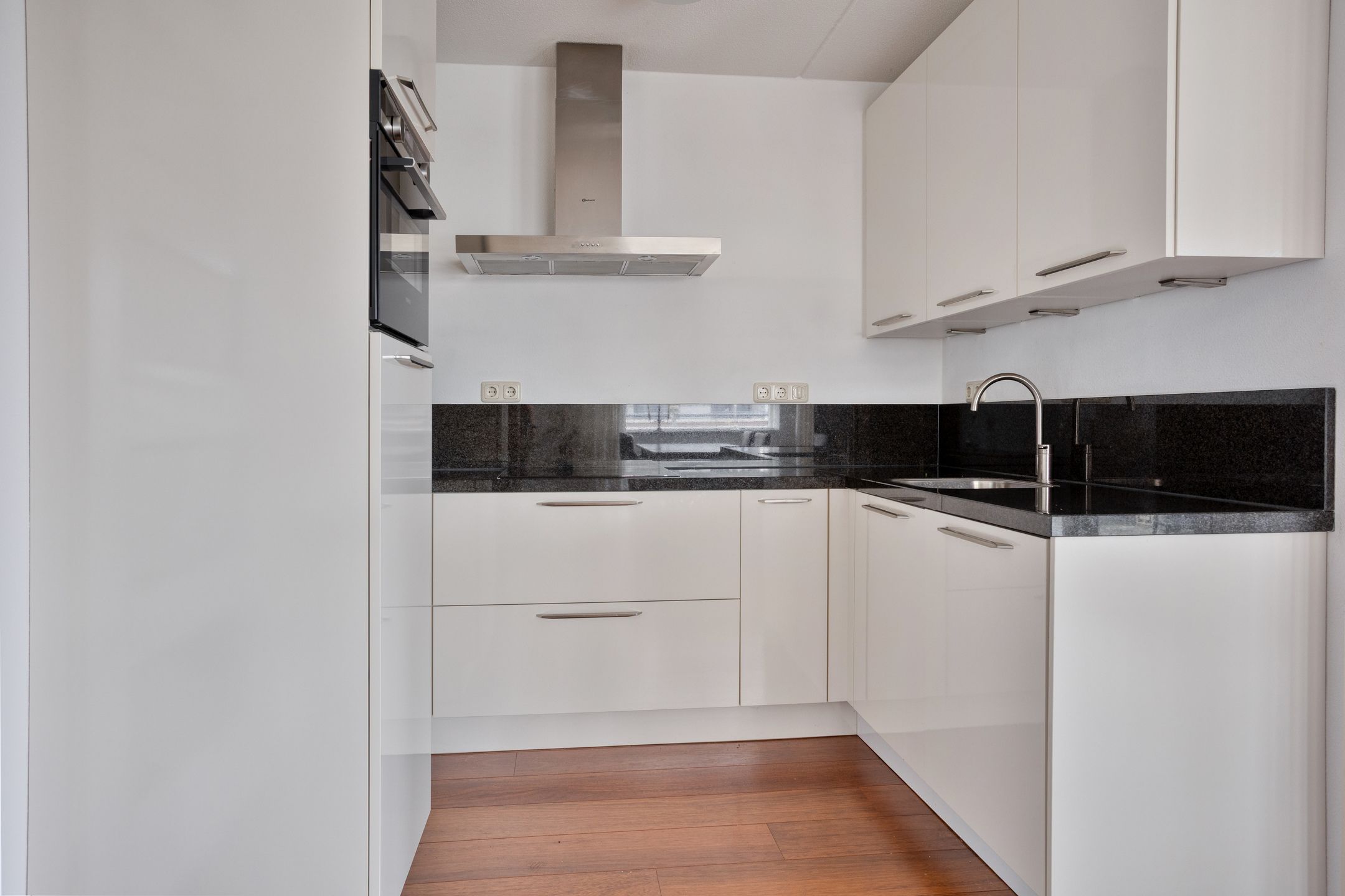 Photo 30 of Straat Magelhaen 15-03